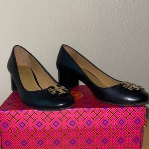 Tory Burch black pumps